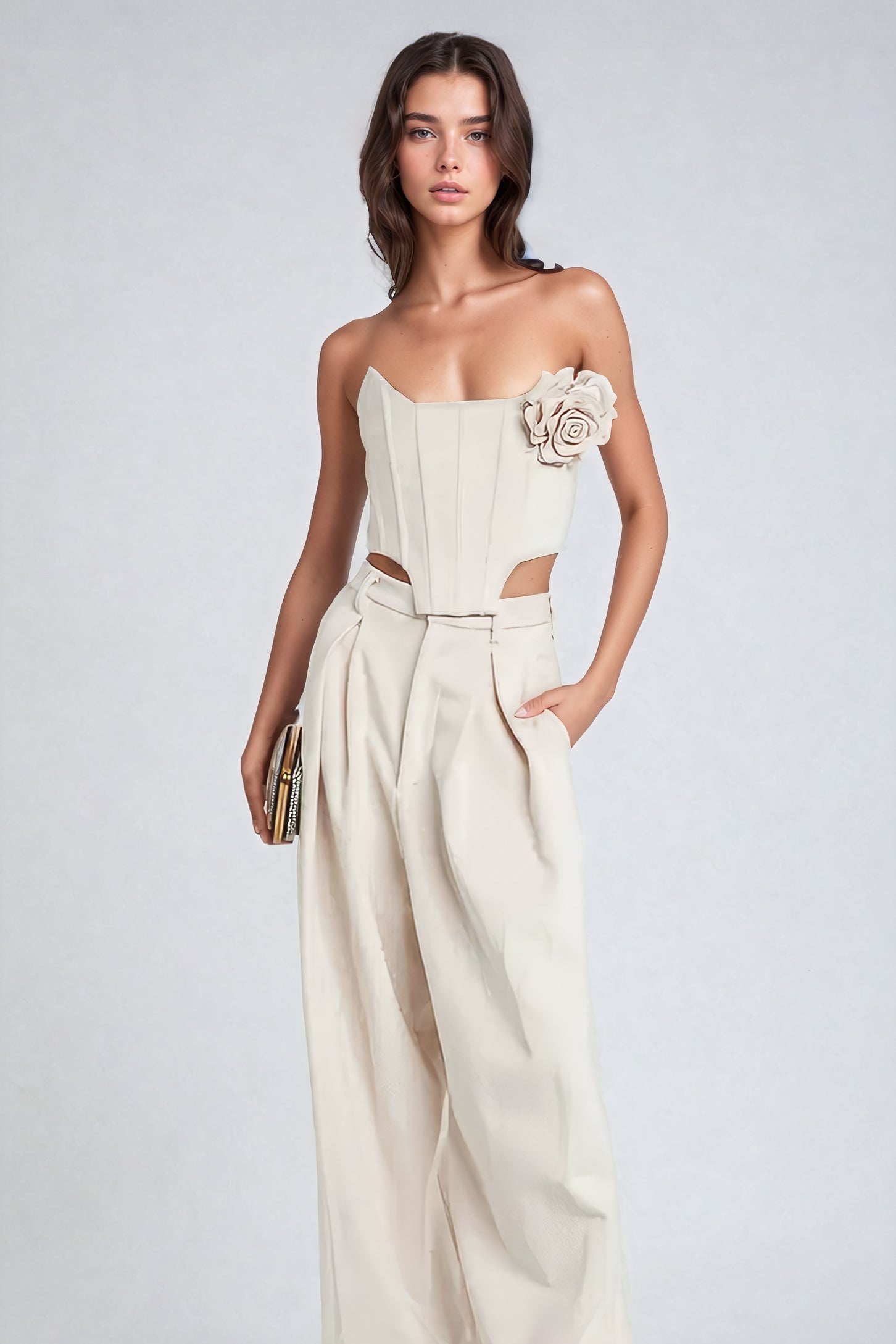 Two-Piece Set with Cropped Top and Pleated Trousers - Beige