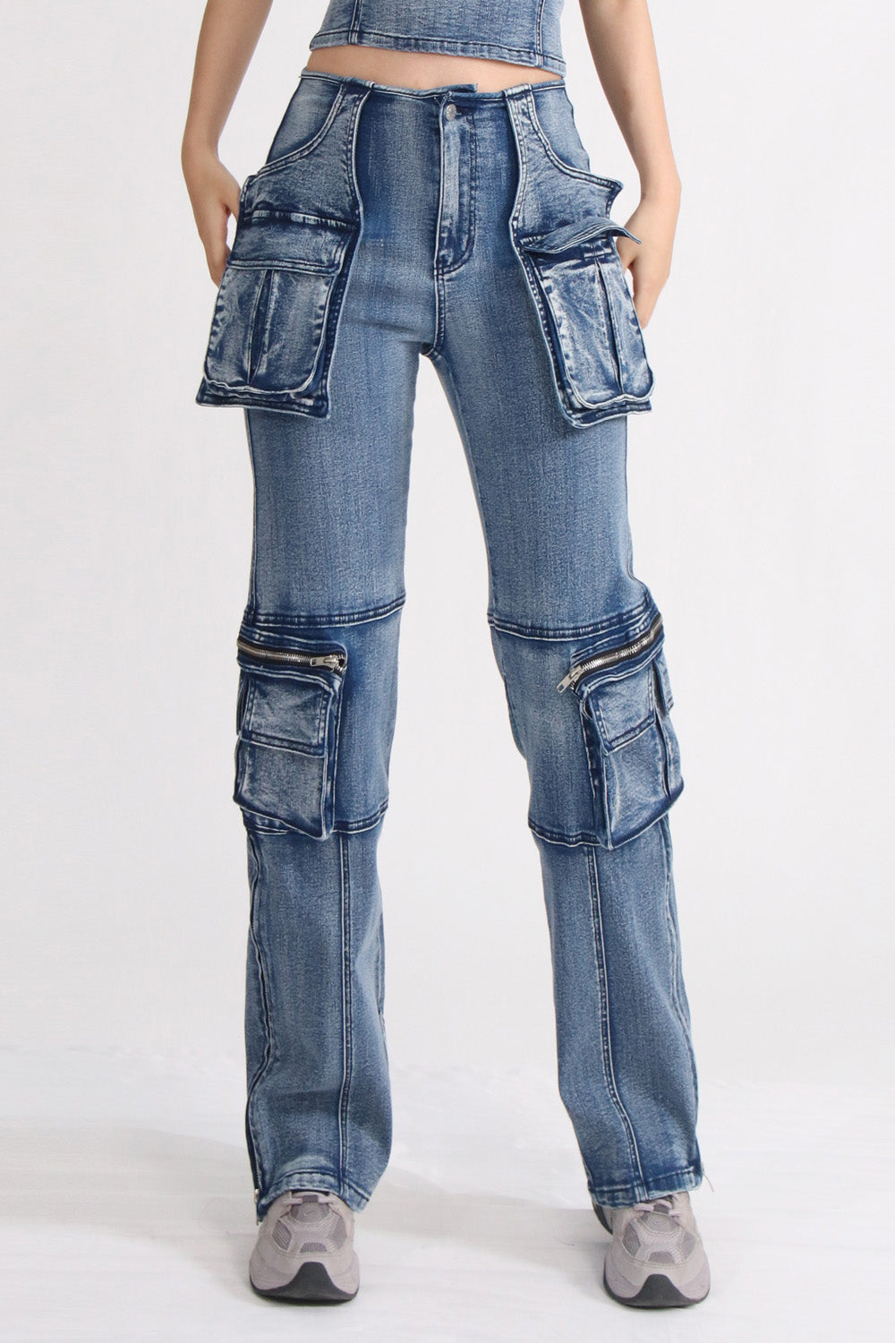 High-Rise Cargo Jeans - Blue