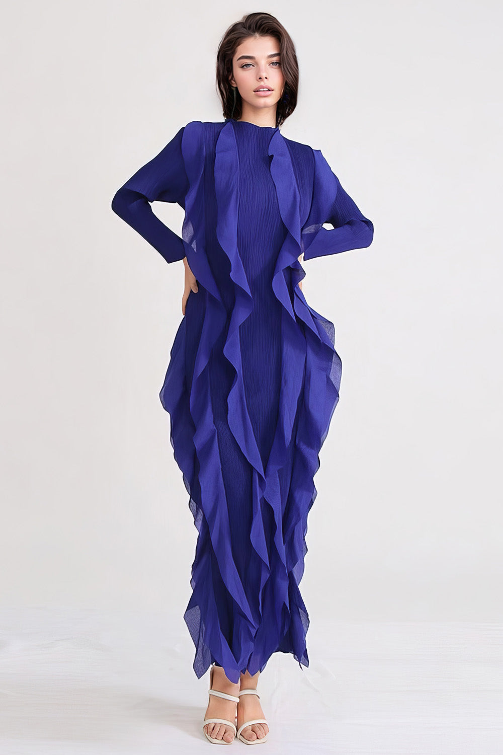Långärmad klänning med volanger - mörkblå